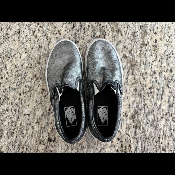 Vans - Picture 4 of 4